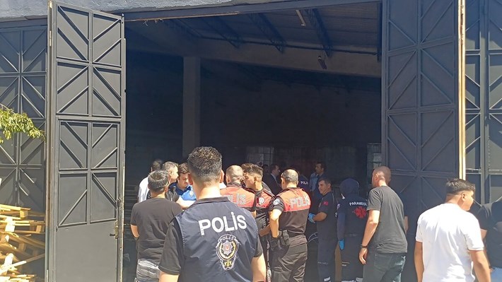 Çorum'da yağ tankına düşen anne ve 12 yaşındaki çocuğu hayatını kaybetti (2)