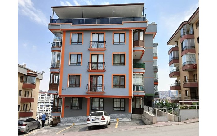Çorumlu Karsu Aygün, Ankara'da bir apartman dairesinde yastıkla boğularak öldürüldü (2)
