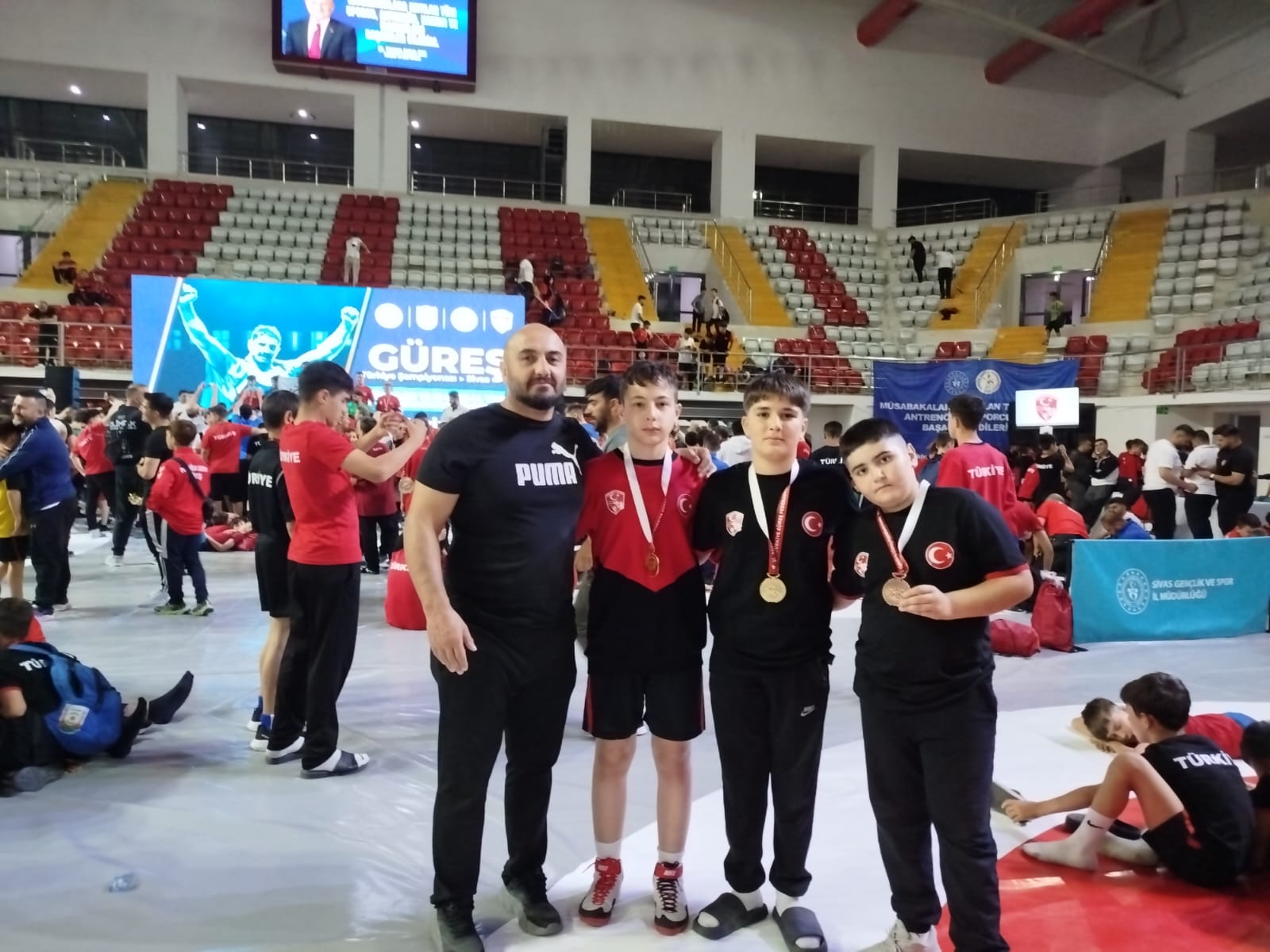 Çorum’un Güreşçilerinden Türkiye Şampiyonasında Büyük Başarı (3)