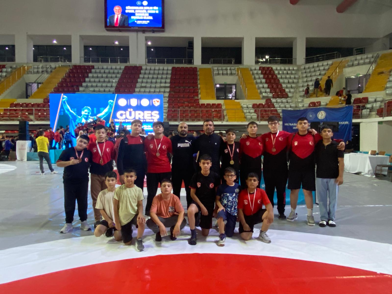 Çorum’un Güreşçilerinden Türkiye Şampiyonasında Büyük Başarı (4)