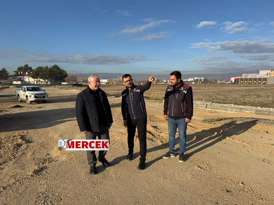 Diş Hastanesi yolunda asfalt çalışması başladı (1)