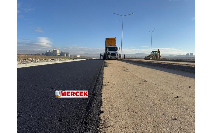 Diş Hastanesi yolunda asfalt çalışması başladı (3)