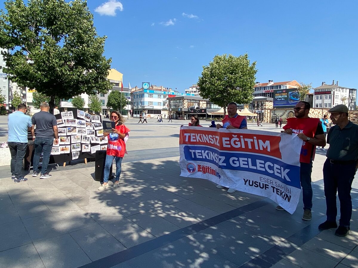 Eğitim İş'ten Tekinsiz Eğitim Tekinsiz Gelecek adlı sergi ve basın açıklaması