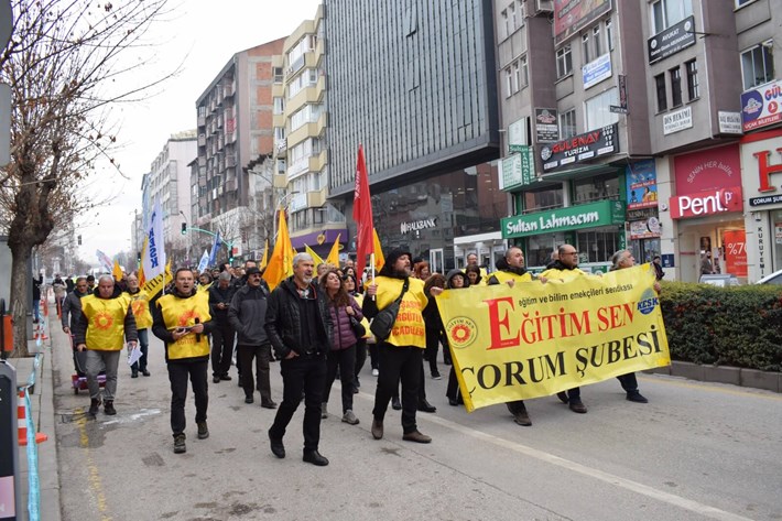 Eğitim Sen, iş bırakma eylemine kitlesel destek verdi
