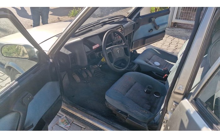 Ehliyetsiz gençler, çaldıkları otomobille drift attı (2)