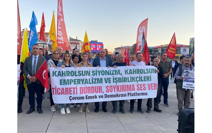 Emek ve Demokrasi Platformu tarafından Filistin halkına sahip çıkmak amacıyla bir yürüyüş ve kitlesel basın açıklaması düzenlendi (5)