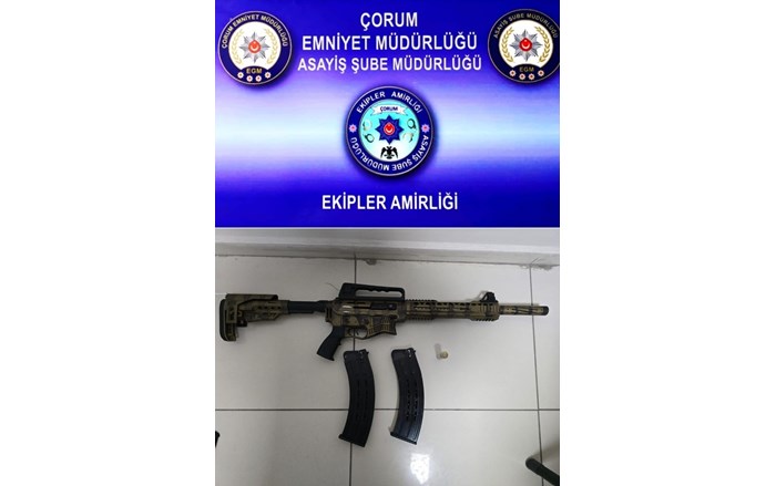 Emniyet Müdürlüğü ekiplerinin ele geçirdiği bazı suç unsurları (2)