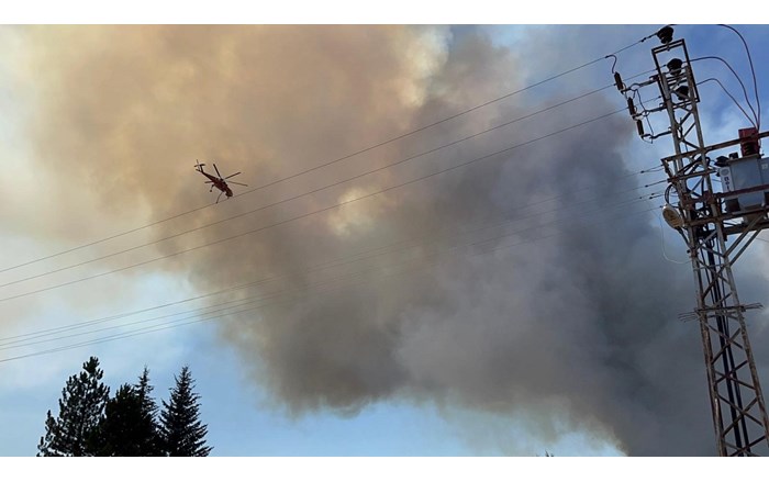 Eskişehir'in Seyitgazi ilçesinde çıkan orman yangınını söndürme çalışmaları sırasında alevlerin arasında kalan 5'i orman iççisi, 5'i AKUT gönüllüsü olmak üzere 10 kişi şehit oldu (2)
