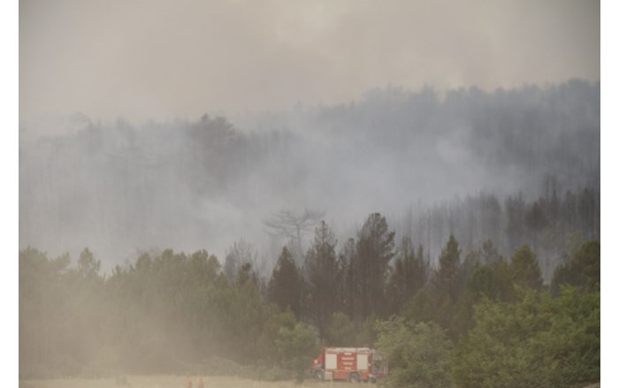Eskişehir'in Seyitgazi ilçesinde çıkan orman yangınını söndürme çalışmaları sırasında alevlerin arasında kalan 5'i orman iççisi, 5'i AKUT gönüllüsü olmak üzere 10 kişi şehit oldu (7)
