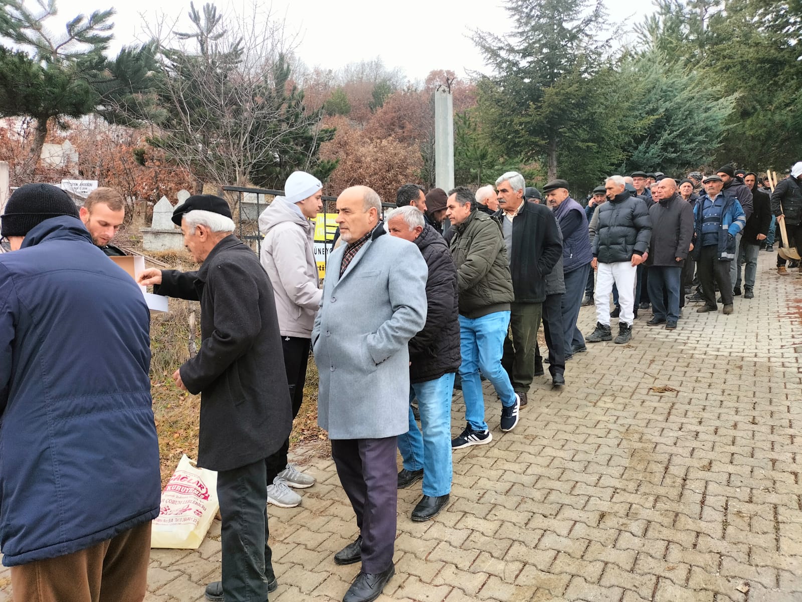 Fatma Atak'ın yakınları taziyeleri kabul etti (2)