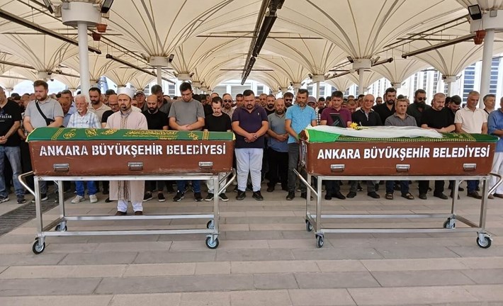 Genç kadın için Sincan Cimşit Mezarlığında cenaze namazı kılındı (2)