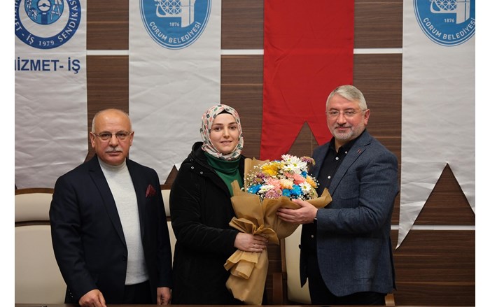 Hak İş'ten sözleşme sonrası Belediye Başkanı Aşgın'a teşekkür geldi (2)