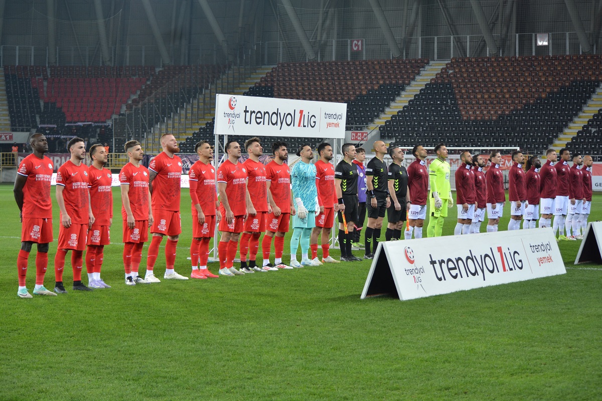 Her iki takım da maça iddialı çıktı