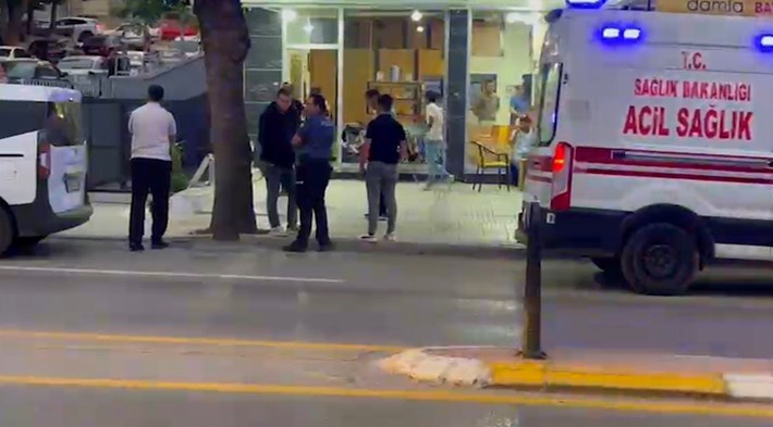 Husumetli olduğu kişiyi kuaför salonunda silahla vurarak yaralayan şahıs tutuklandı (1)