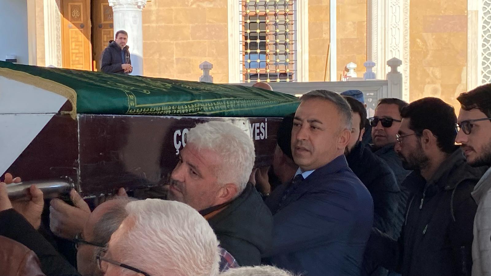 İş İnsanı Atilla Yeşil, son yolculuğuna uğurlandı (1)