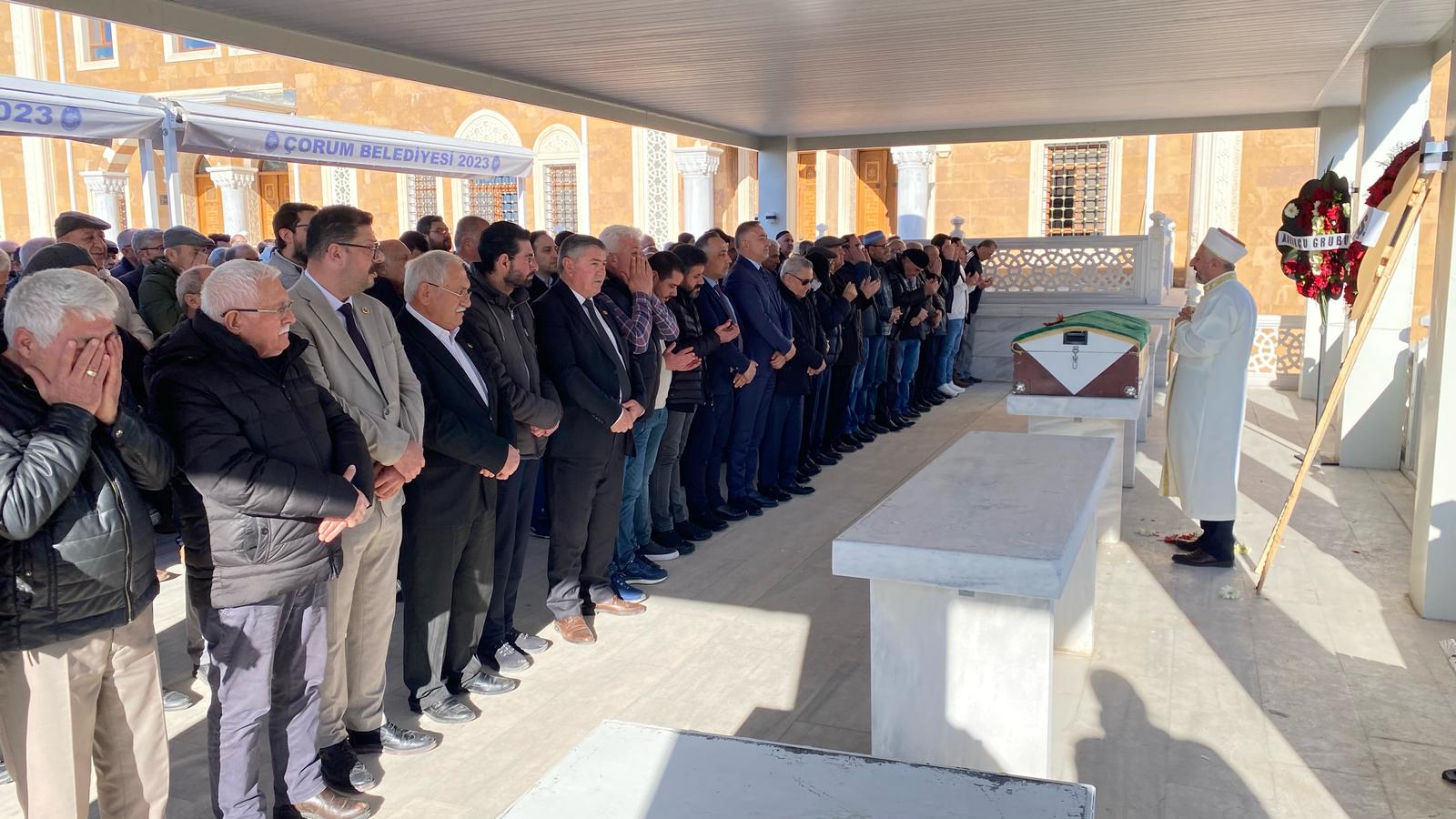 İş İnsanı Atilla Yeşil, son yolculuğuna uğurlandı (3)