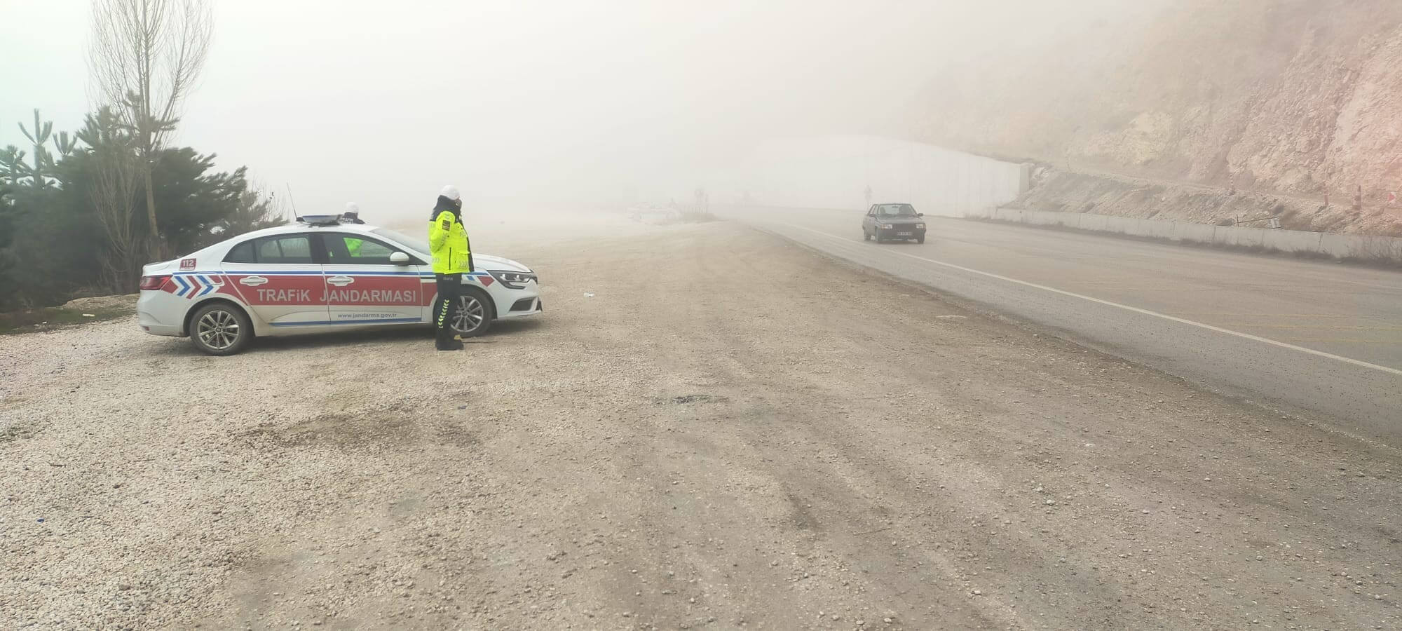 Jandarma ekipleri, sürücüleri sise karşı uyardı