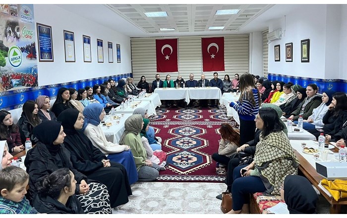 Kariyer sohbetlerine yoğun ilgi