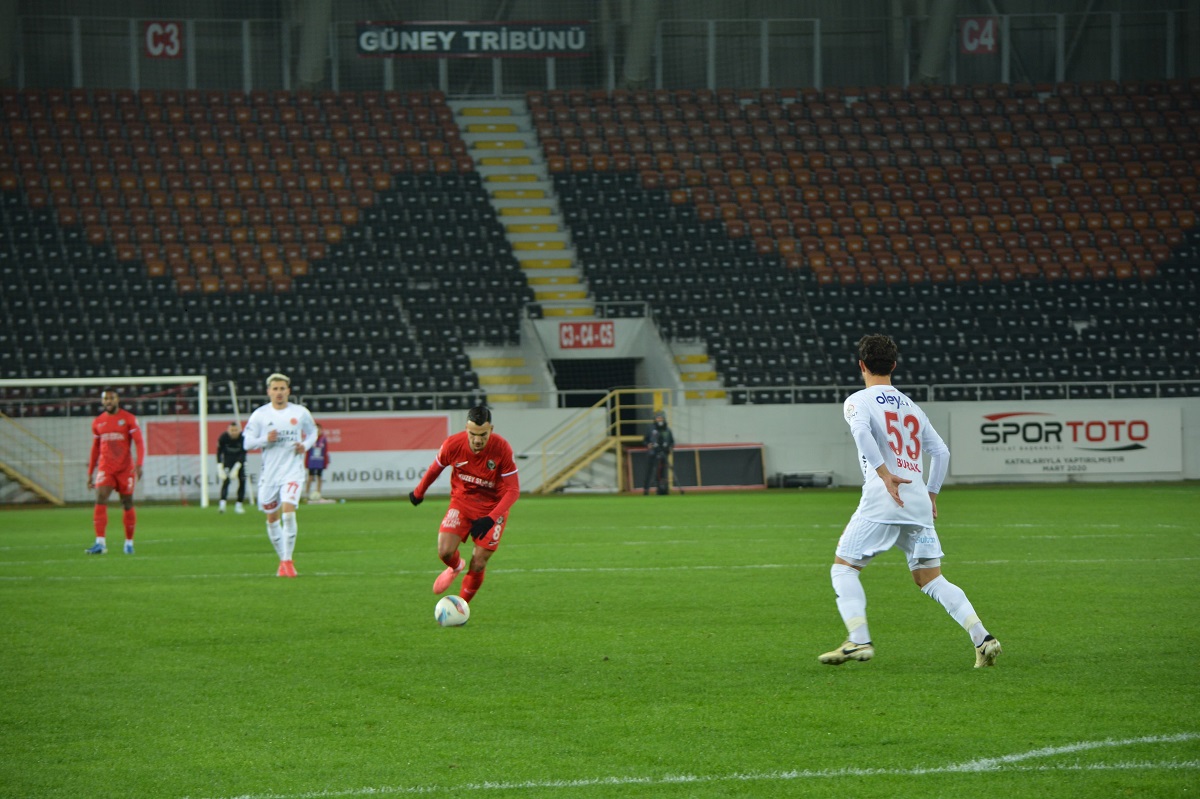 Karşılaşma oldukça çekişmeli geçti