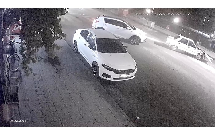 Kaza anı güvenlik kamerasına anbean yansıdı (2)