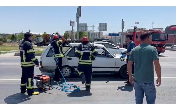 Kaza, Çorum Ankara karayolu Çorum Stadı mevkiinde meydana geldi.