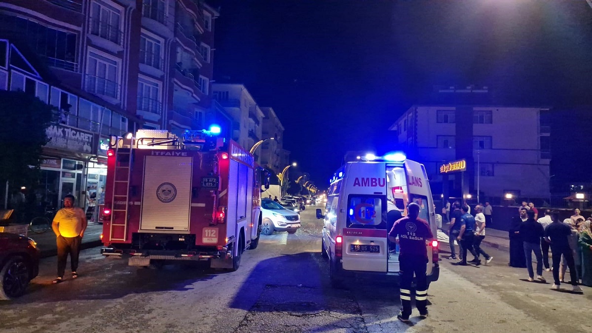 Kaza, Çorum Caddesi üzerinde Selin Şahin Ortaokulu önünde meydana geldi (1)