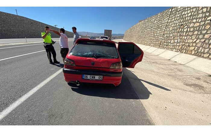 Kaza, Çorum Laçin yolu Bayat Gediği mevkiinde meydana geldi (4)