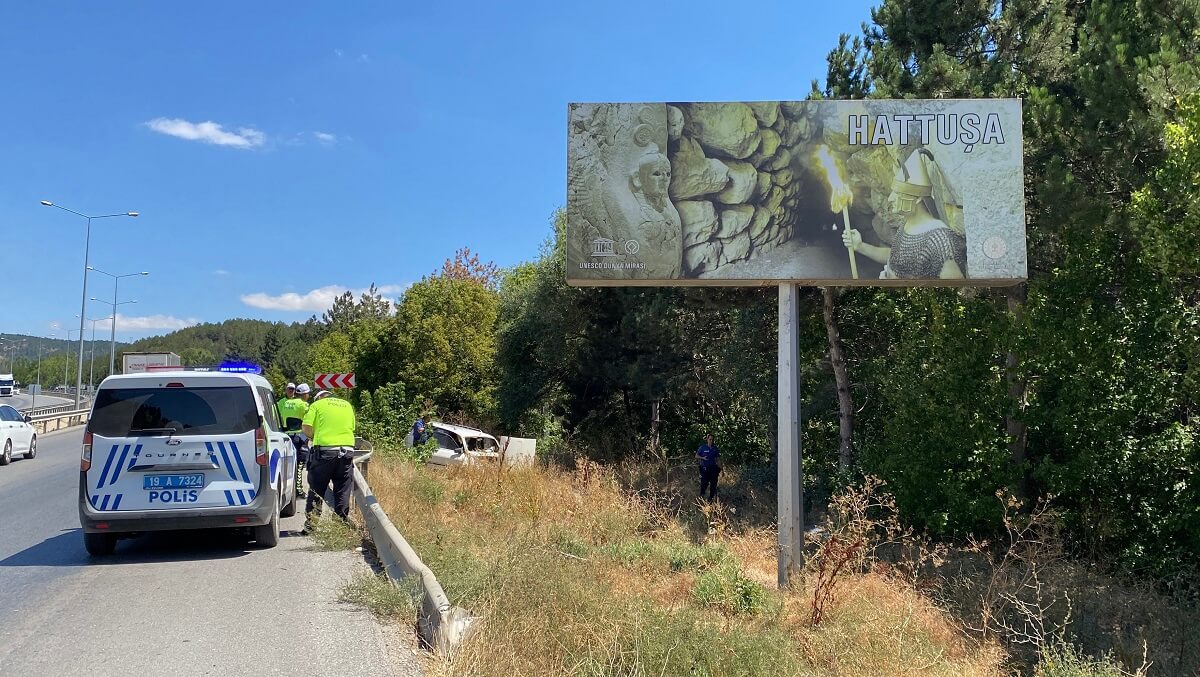 Kaza, Çorum Samsun karayolu mevkiinde meydana geldi (3)