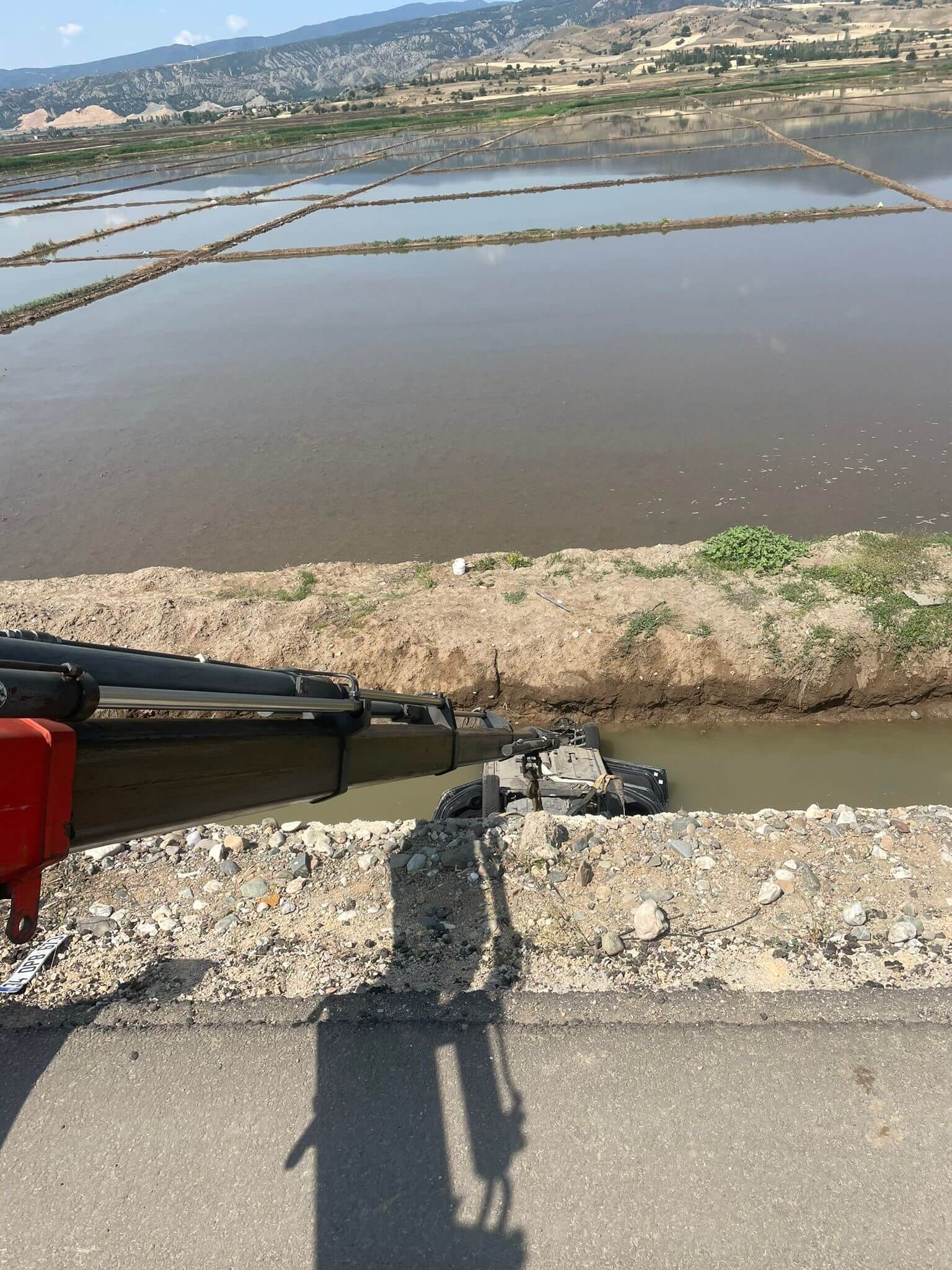 Kaza, Osmancık Çorum karayolu üzerindeki Evlik köyü yakınlarında meydana geldi (1)