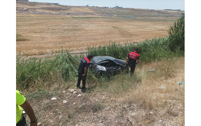Kaza, Sungurlu Ankara istikameti 20'nci kilometresinde meydana geldi (2)