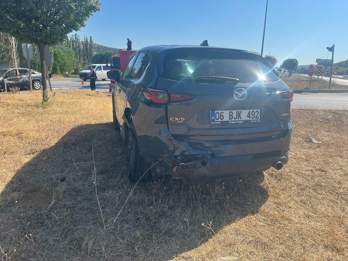 Kaza, Sungurlu Ankara karayolu Karakaya köyü mevkiinde meydana geldi (1)
