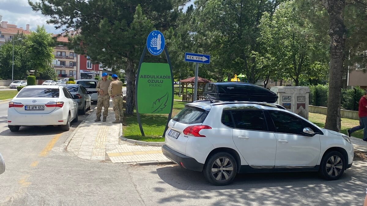 Kaza, Üçtutlar Mahallesi, Anadolu 3. Sokak ile Anadolu 1. Sokak kesişiminde meydana geldi (1)