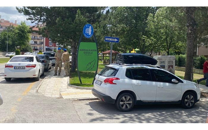 Kaza, Üçtutlar Mahallesi, Anadolu 3. Sokak ile Anadolu 1. Sokak kesişiminde meydana geldi (1)