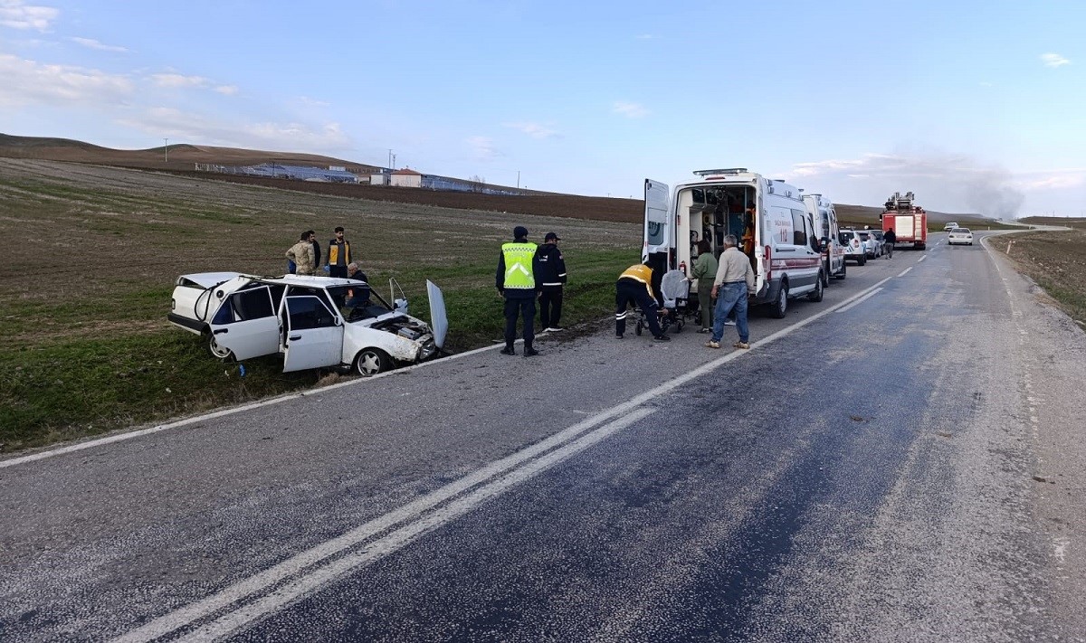 Kaza, Zile Alaca kara yolu Çopraşık köyü mevkiinde meydana geldi (2)