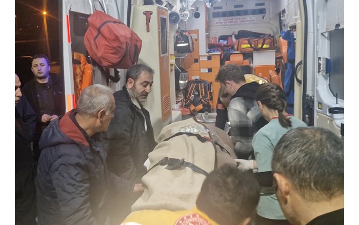 Kazada ağır yaralanan polis memuru, Çorum'a sevk edildi