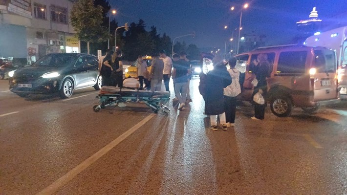 Kazda motosiklet sürücüsü yaralandı