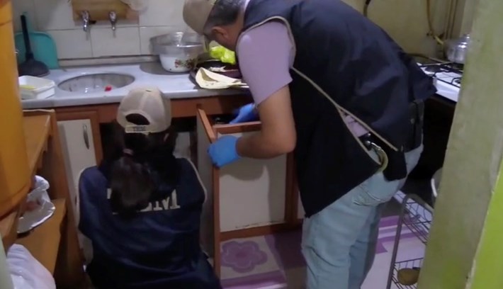 Kırmızı bültenle aranan terörist Çorum'da yakalandı (3)