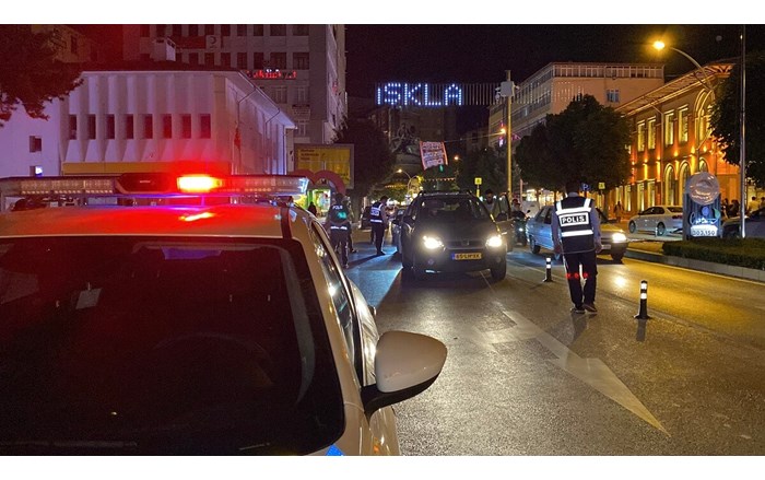 Kontrollerde, emniyet kemeri başta olmak üzere birçok trafik kuralına yönelik denetim yapıldı 1