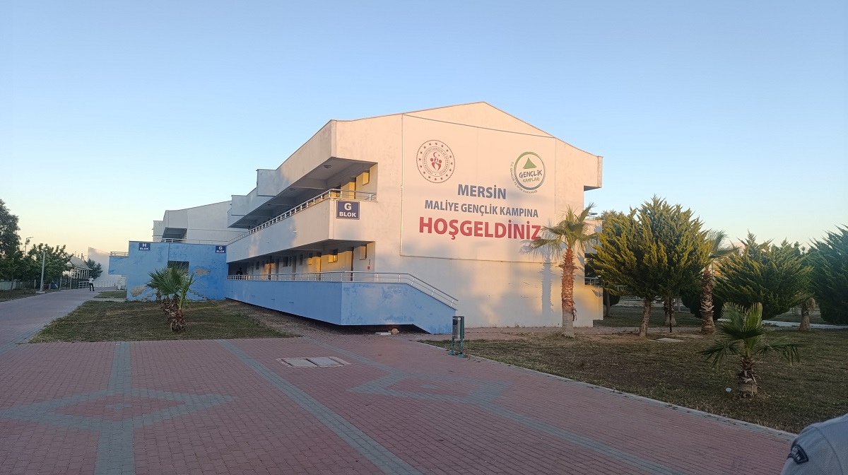 Mersin'de kampta meydana gelen ve 2 öğrencinin hayatını kaybettiği olayda vefat edenlerin sayısı 3'e yükseldi (1)