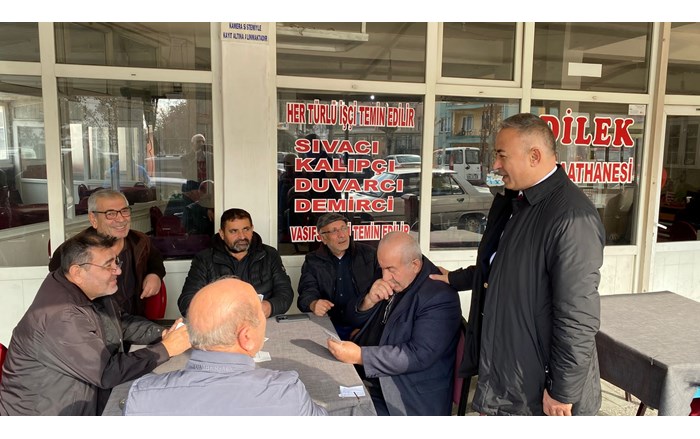 Milletvekili Mehmet Tahtasız, esnafı dinliyor