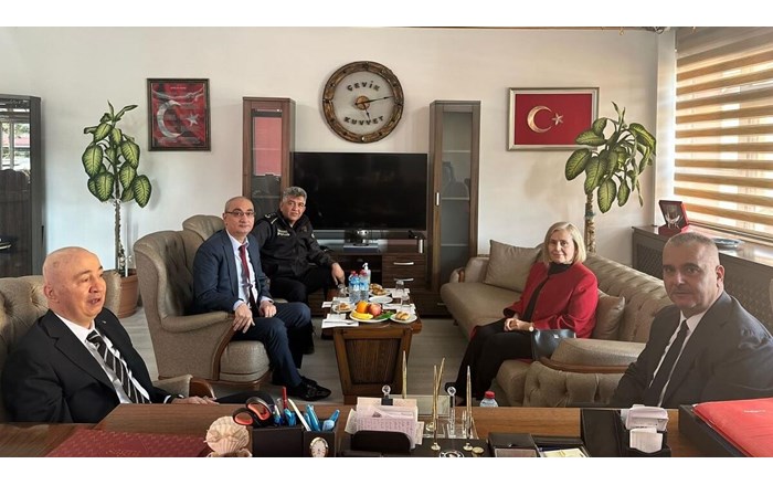 Milletvekili Yusuf Ahlatcı, Cumhurbaşkanlığı Başdanışmanı, 15 Temmuz Gazisi Turgut Aslan ile birlikte Ankara Çevik Kuvvet Şube Müdürlüğünü ziyaret etti (1)