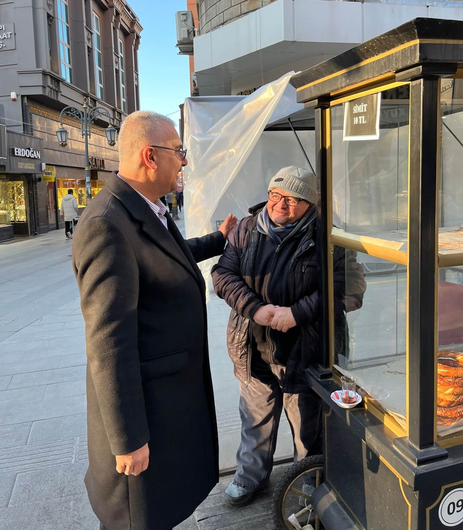 Milletvekili Yusuf Ahlatcı, vatandaş ve esnafla sıcak diyalog kurdu (13)