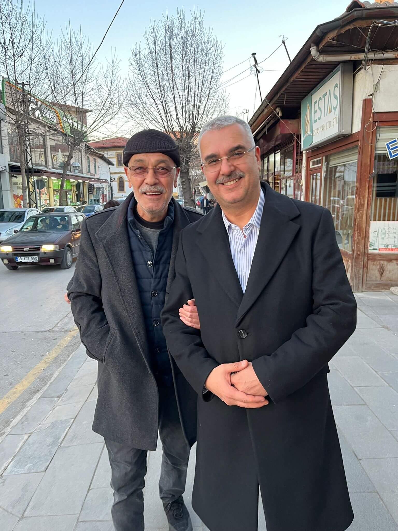 Milletvekili Yusuf Ahlatcı, vatandaş ve esnafla sıcak diyalog kurdu (2)