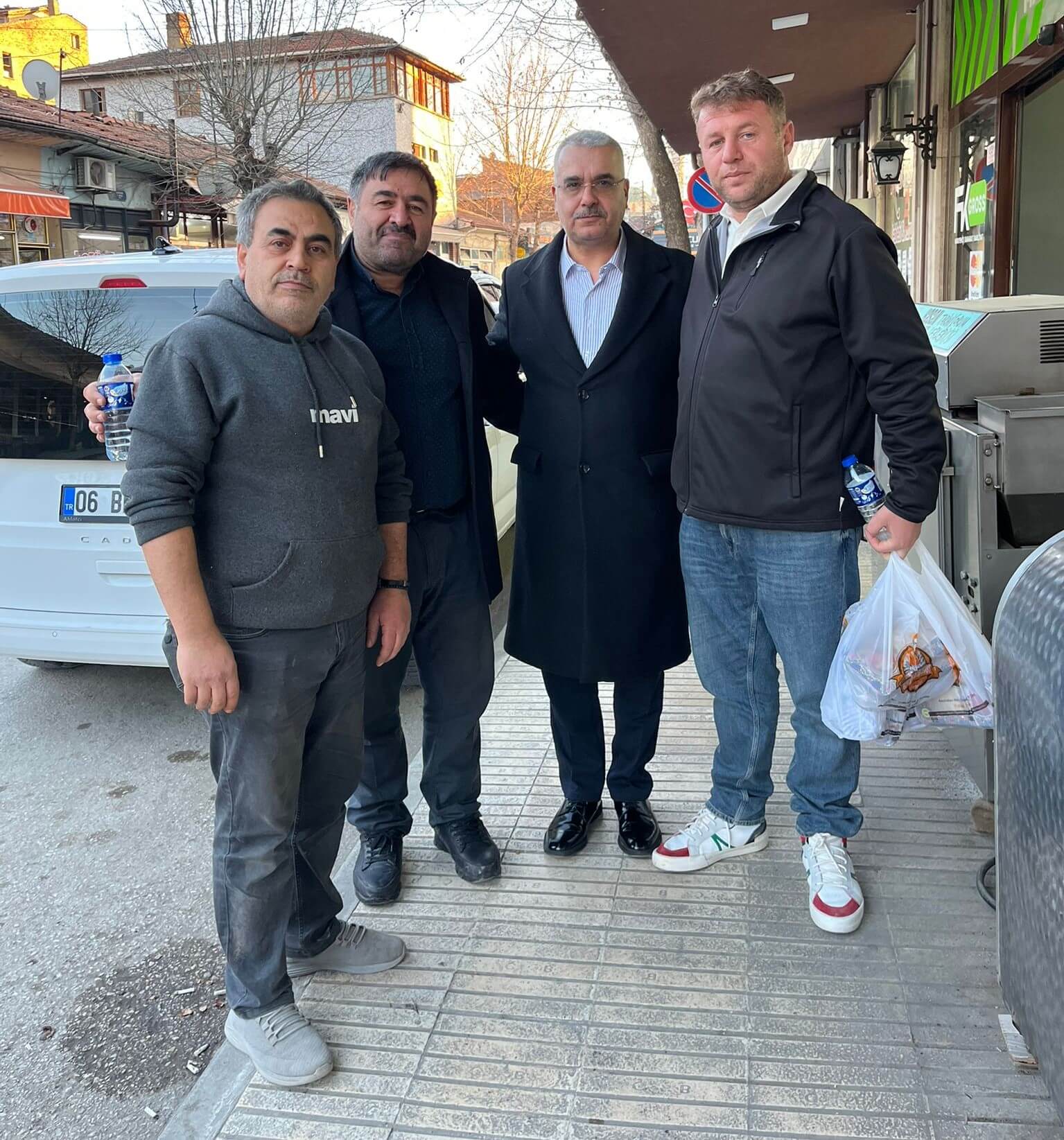 Milletvekili Yusuf Ahlatcı, vatandaş ve esnafla sıcak diyalog kurdu (5)