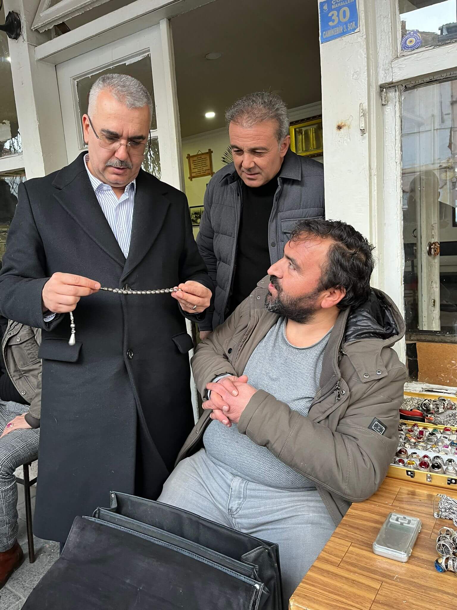 Milletvekili Yusuf Ahlatcı, vatandaş ve esnafla sıcak diyalog kurdu (7)