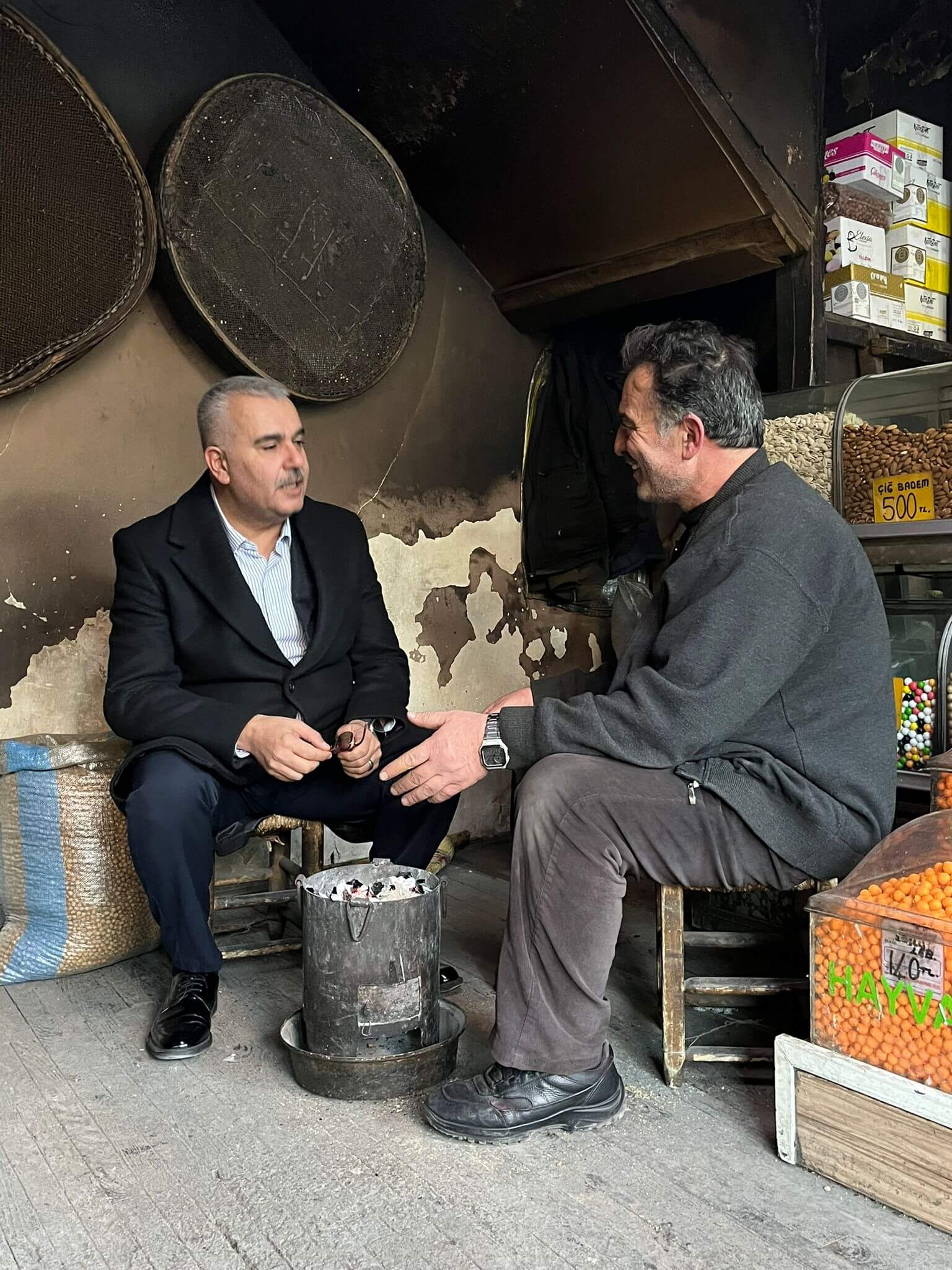 Milletvekili Yusuf Ahlatcı, vatandaş ve esnafla sıcak diyalog kurdu (8)