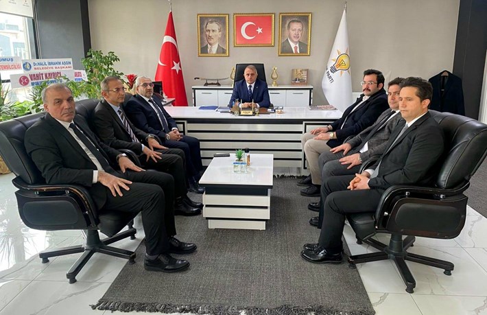 Milli Eğitim Müdürü Cemil Çağlar ve Şube Müdürlerinin AK Parti ziyareti (2)