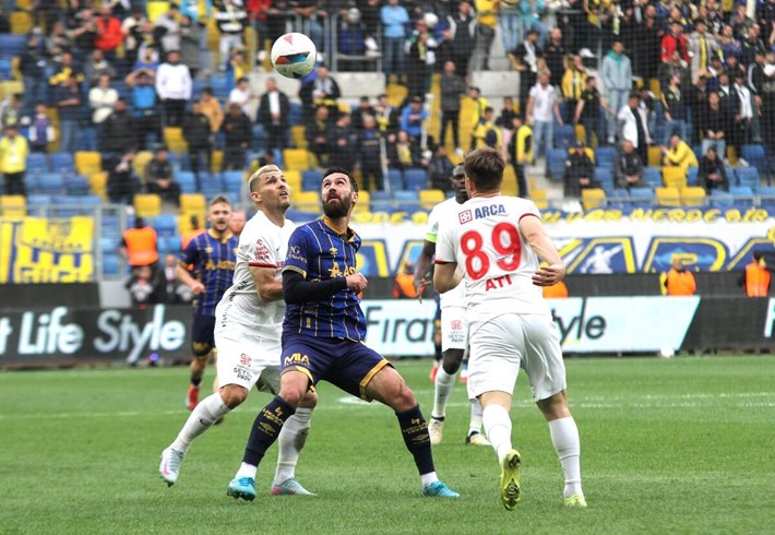 MKE Ankaragücü, sahasında karşılaştığı Çorum FK’yı 1 0 mağlup etti (4)