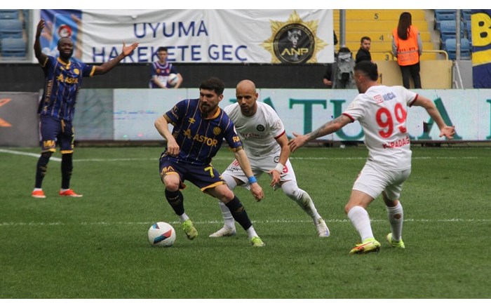 MKE Ankaragücü, sahasında karşılaştığı Çorum FK’yı 1 0 mağlup etti (6)