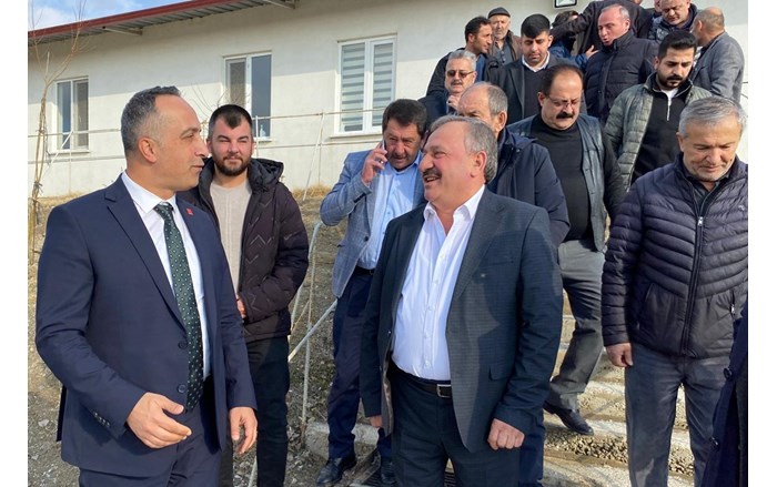 Mustafa Fındıkcı, Dinçer Solmaz ve beraberindekileri Zanaatkarlar hakkında bilgilendirdi